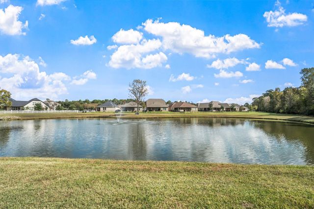 5634 Fountain Villas Way, Conroe, TX 77304