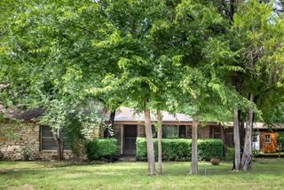 305 Bryan Street, Glen Rose, TX 76043