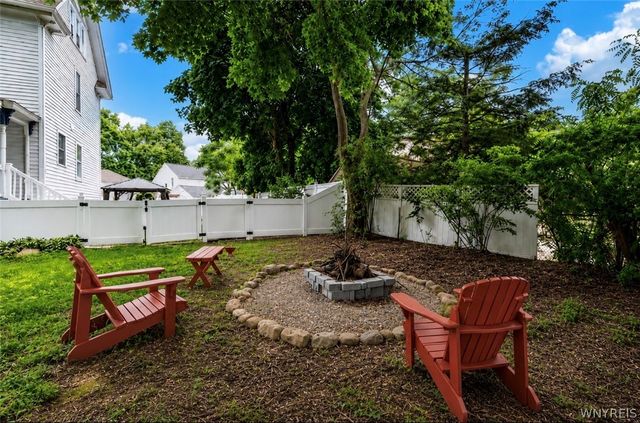 4808 Lewiston Road, Niagara Falls, NY 14305