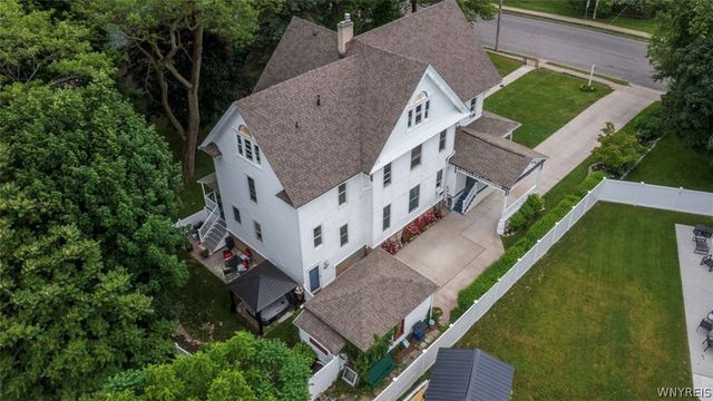 4808 Lewiston Road, Niagara Falls, NY 14305