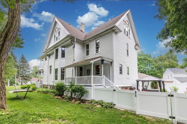 4808 Lewiston Road, Niagara Falls, NY 14305