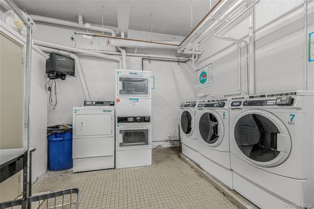 1725 Edison Avenue 1F, Bronx, NY 10461