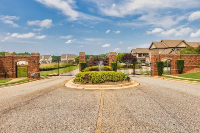 119 Purackal Lane, Statham, GA 30666