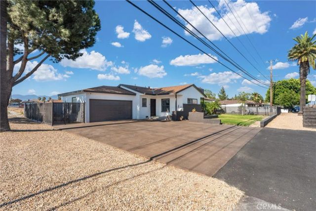 17912 Merrill, Fontana, CA 92335