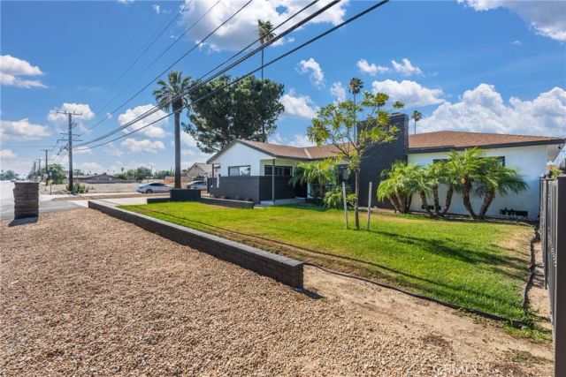 17912 Merrill, Fontana, CA 92335