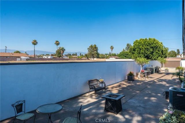 17912 Merrill, Fontana, CA 92335