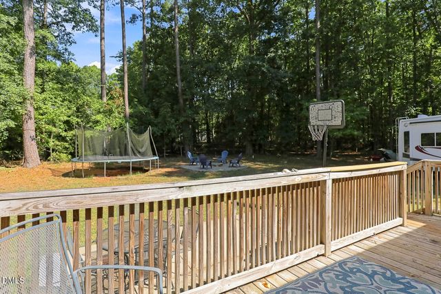 121 Rawhide Drive, Louisburg, NC 27549