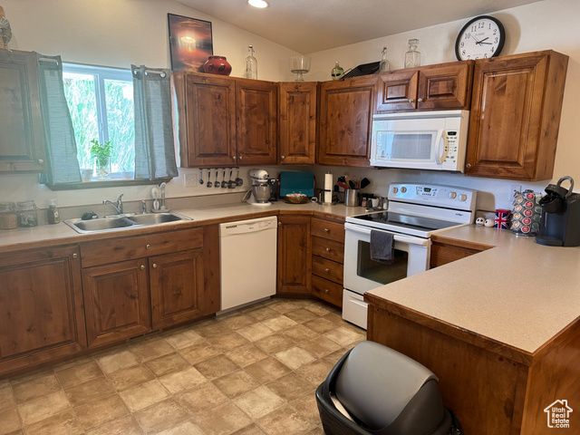 580 E MAIN ST, Myton, UT 84052
