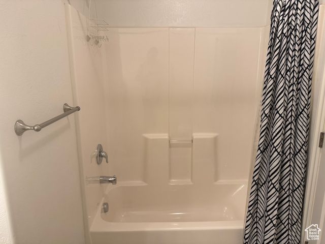 580 E MAIN ST, Myton, UT 84052