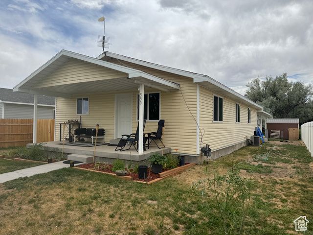 580 E MAIN ST, Myton, UT 84052