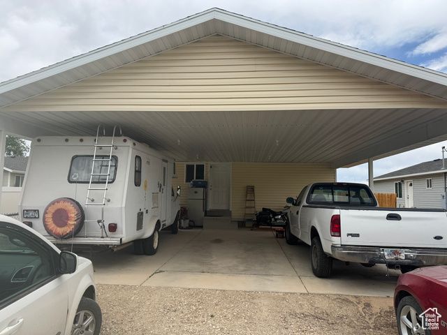 580 E MAIN ST, Myton, UT 84052