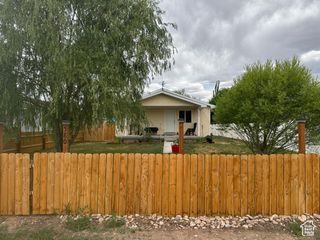 580 E MAIN ST, Myton, UT 84052
