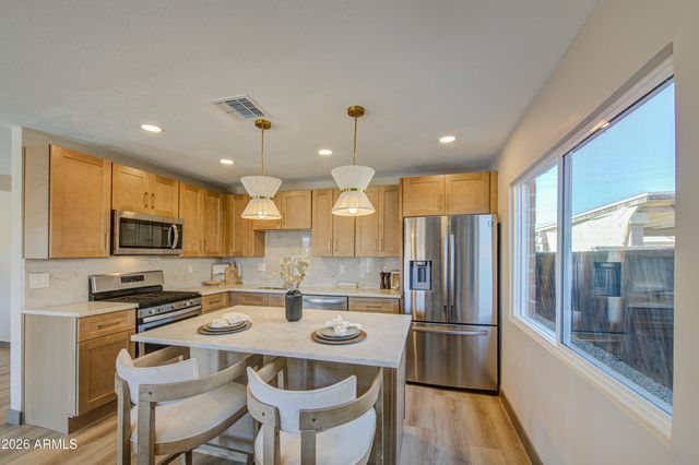 3823 W ROSE Lane, Phoenix, AZ 85019