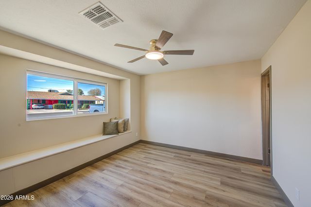 3823 W ROSE Lane, Phoenix, AZ 85019