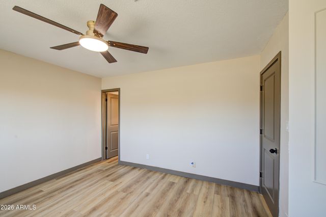 3823 W ROSE Lane, Phoenix, AZ 85019