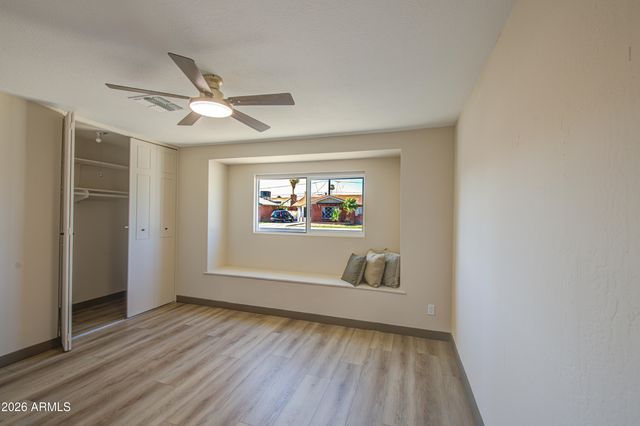 3823 W ROSE Lane, Phoenix, AZ 85019