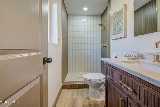 3823 W ROSE Lane, Phoenix, AZ 85019