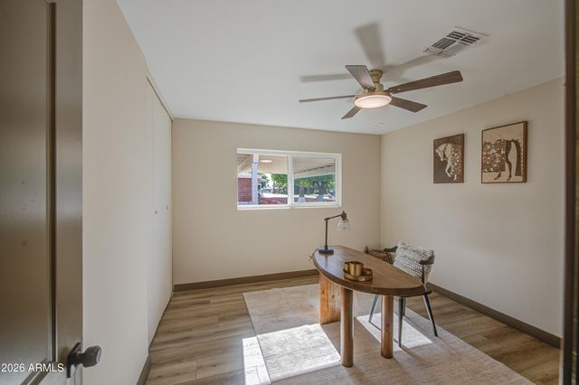 3823 W ROSE Lane, Phoenix, AZ 85019