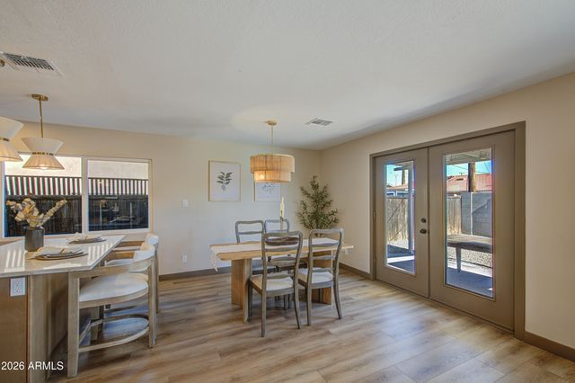 3823 W ROSE Lane, Phoenix, AZ 85019