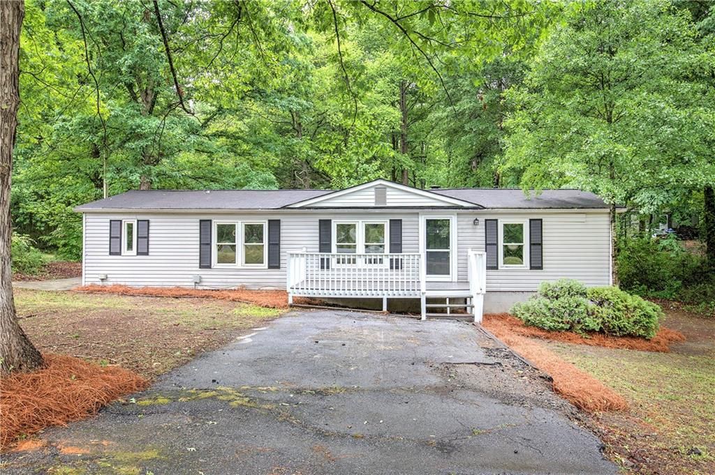 284 Luther Circle, Villa Rica, GA 30180