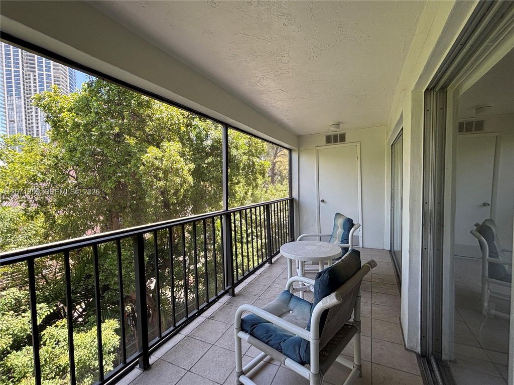 201 178th Drive 337, Sunny Isles Beach, FL 33160