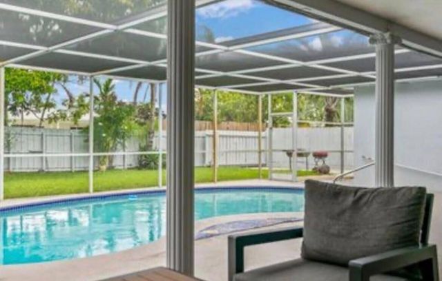 4811 HAYES Street, Hollywood, FL 33021