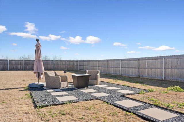 518 Alamo Court, Mcgregor, TX 76657
