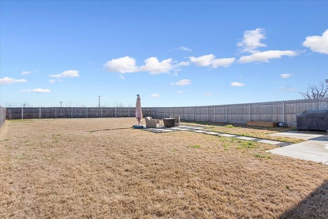 518 Alamo Court, Mcgregor, TX 76657