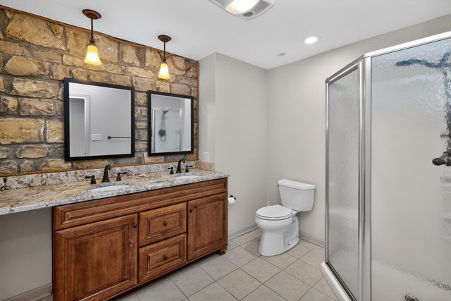 251 Herrington Woods Road, Harrodsburg, KY 40330