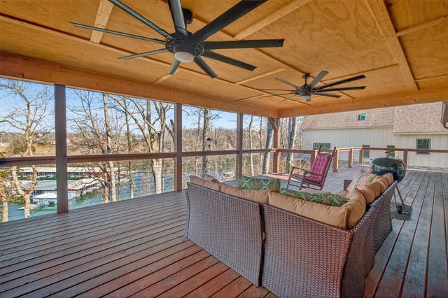 251 Herrington Woods Road, Harrodsburg, KY 40330