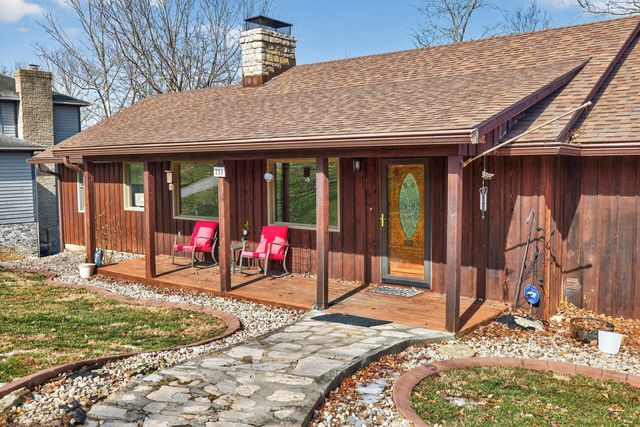 251 Herrington Woods Road, Harrodsburg, KY 40330