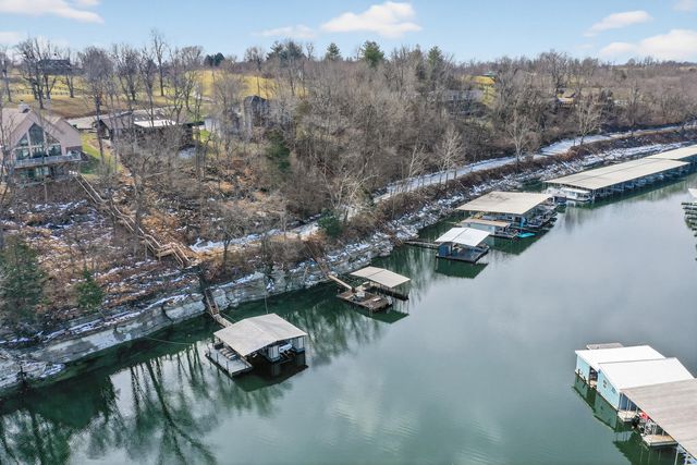 251 Herrington Woods Road, Harrodsburg, KY 40330