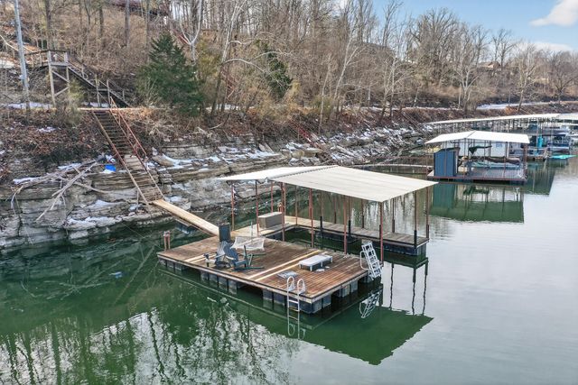 251 Herrington Woods Road, Harrodsburg, KY 40330