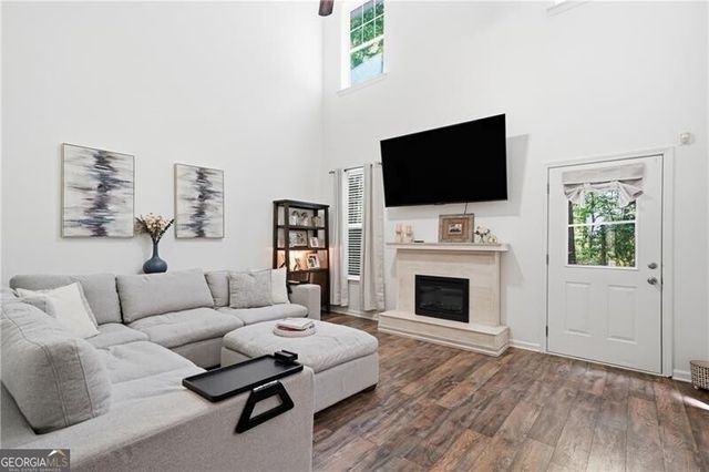 218 Oconee Way, Canton, GA 30114