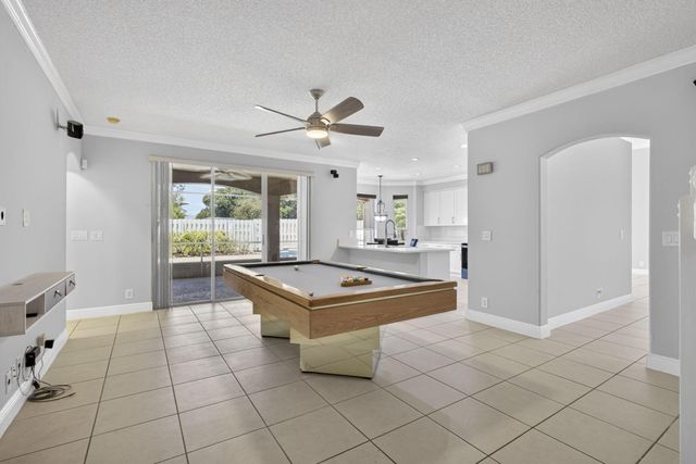 6263 Shadow Tree Lane, Lake Worth, FL 33463