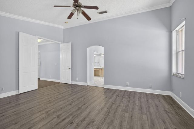 6263 Shadow Tree Lane, Lake Worth, FL 33463