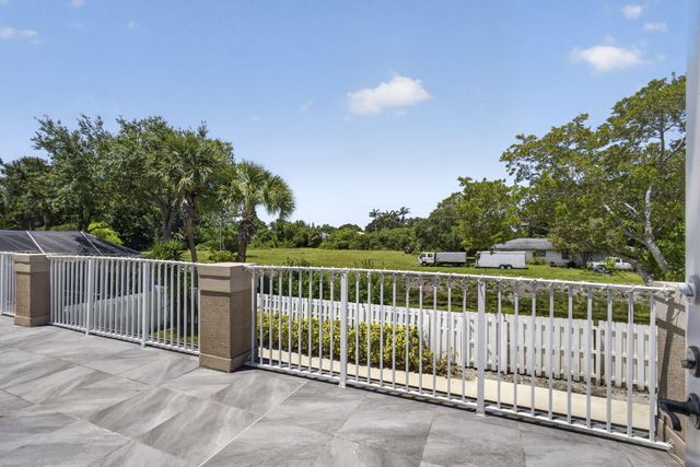 6263 Shadow Tree Lane, Lake Worth, FL 33463