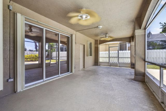 6263 Shadow Tree Lane, Lake Worth, FL 33463