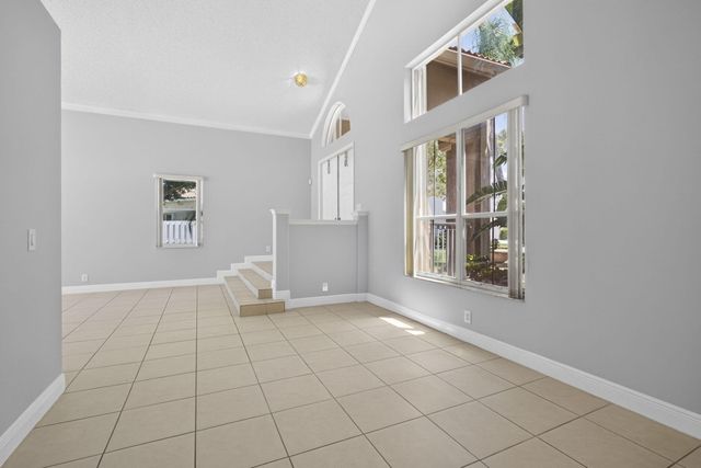 6263 Shadow Tree Lane, Lake Worth, FL 33463