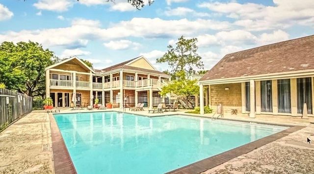2100 Tanglewilde Street 531, Houston, TX 77063