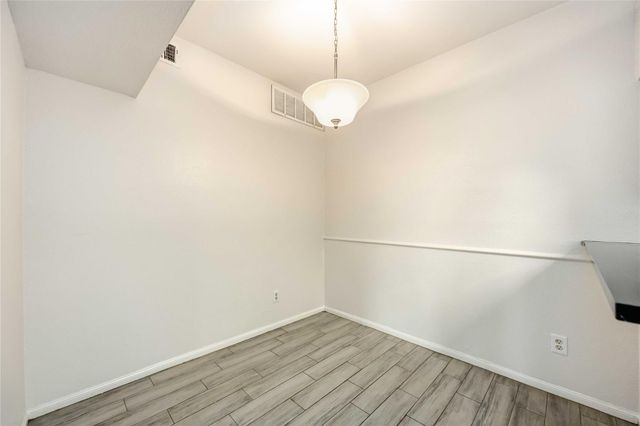 2100 Tanglewilde Street 531, Houston, TX 77063