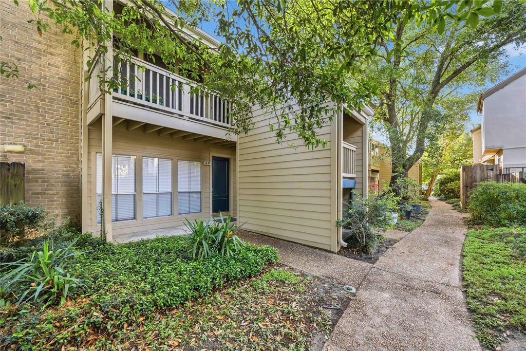 2100 Tanglewilde Street 531, Houston, TX 77063