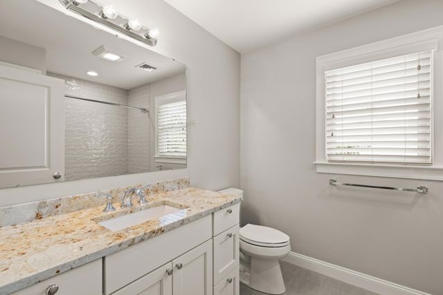 29 Wadsworth Ave 2, Waltham, MA 02453