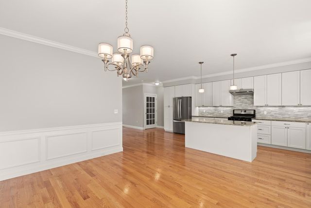 29 Wadsworth Ave 2, Waltham, MA 02453