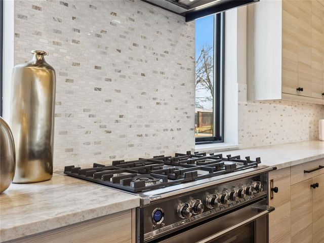 834 NW 72nd Street, Oklahoma City, OK 73116