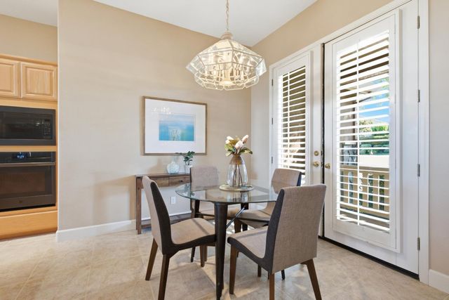 2435 Horseshoe Ct, Rocklin, CA 95765