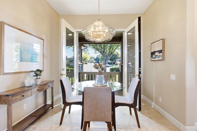 2435 Horseshoe Ct, Rocklin, CA 95765