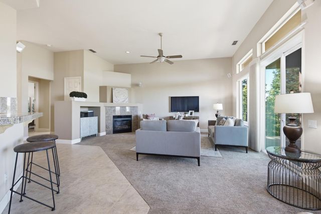 2435 Horseshoe Ct, Rocklin, CA 95765