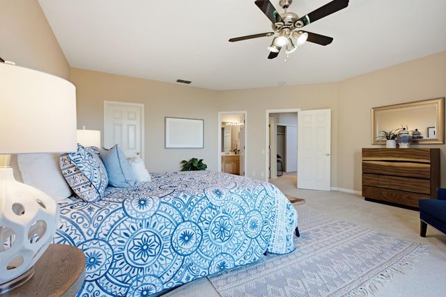 2435 Horseshoe Ct, Rocklin, CA 95765