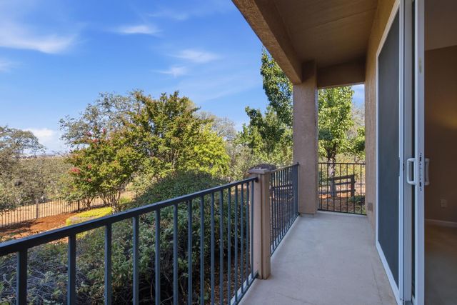 2435 Horseshoe Ct, Rocklin, CA 95765